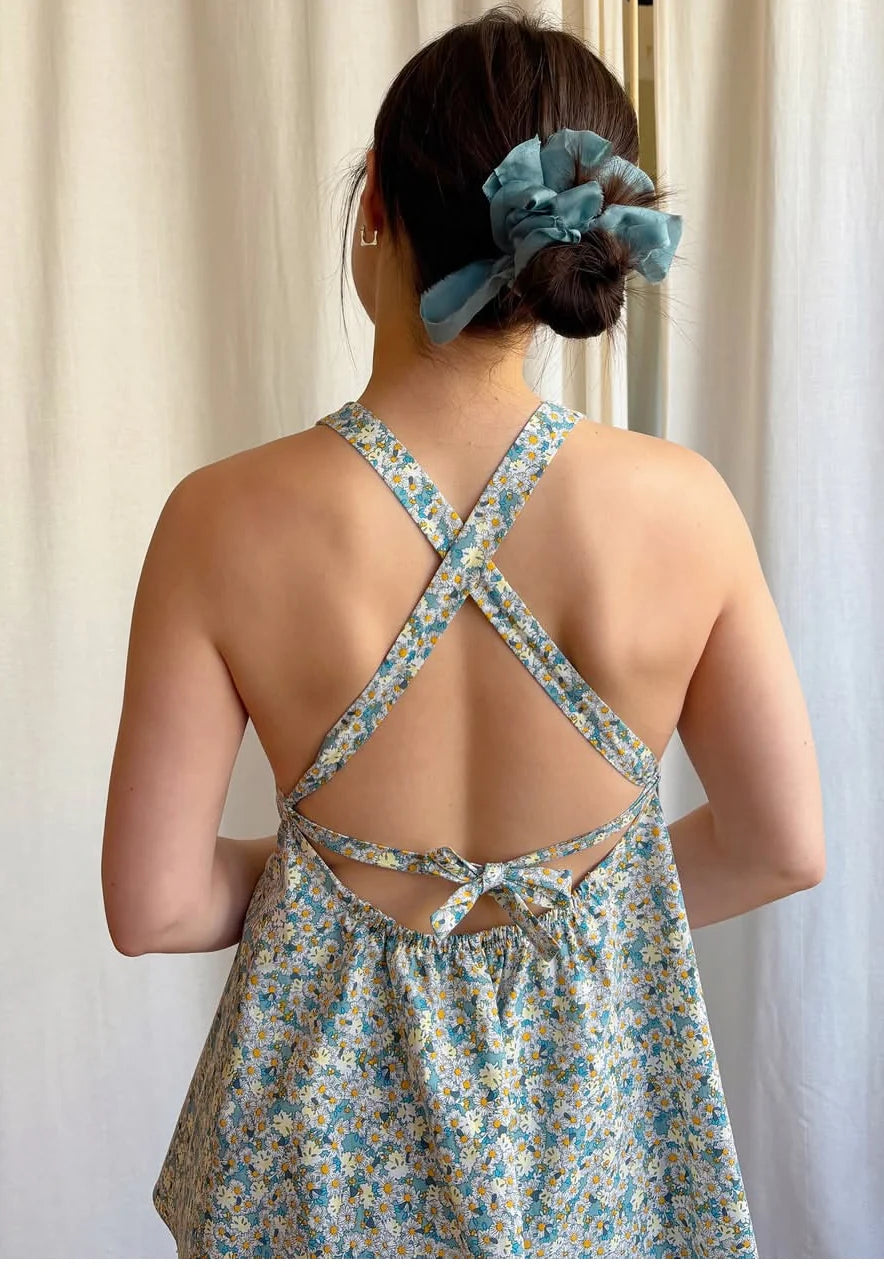 daisy floral low back halter top w/ tie