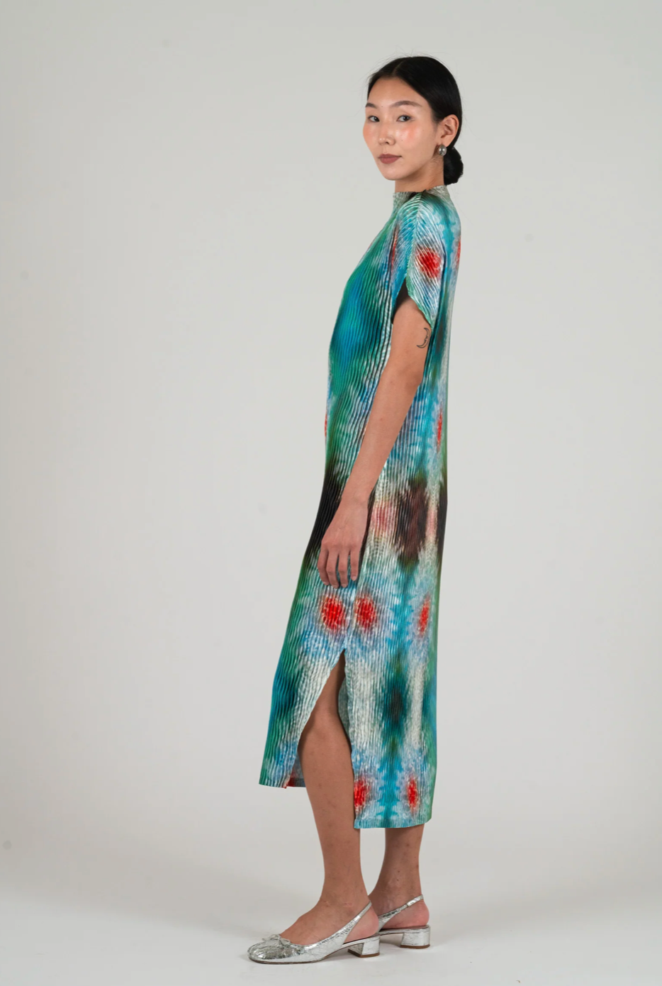 orb dress in urchin angel