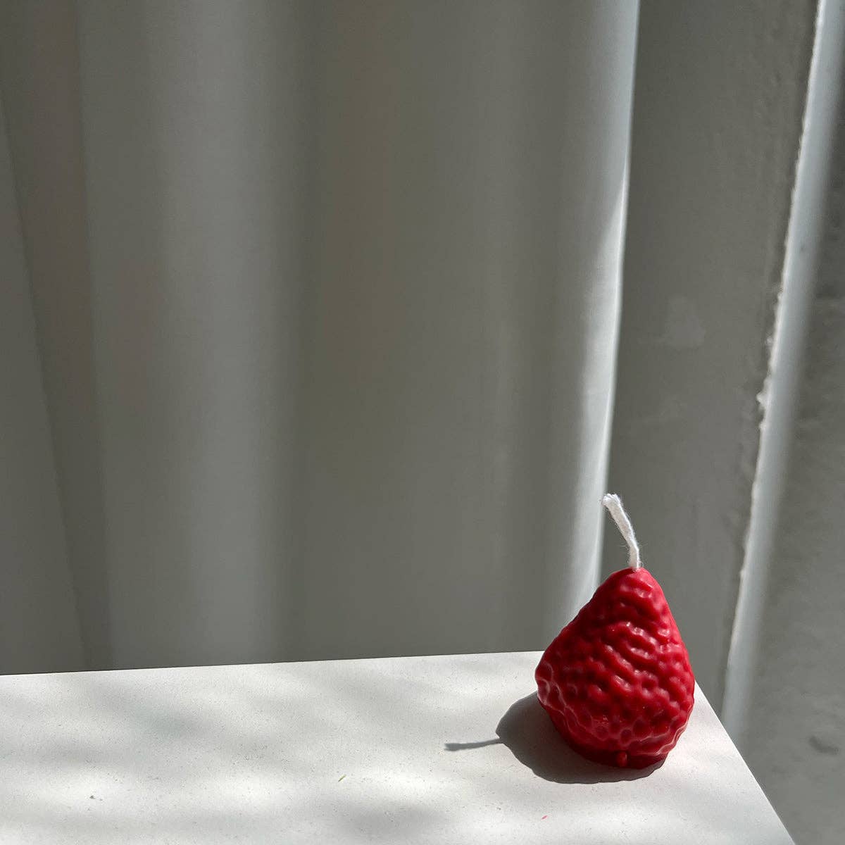 strawberry candles